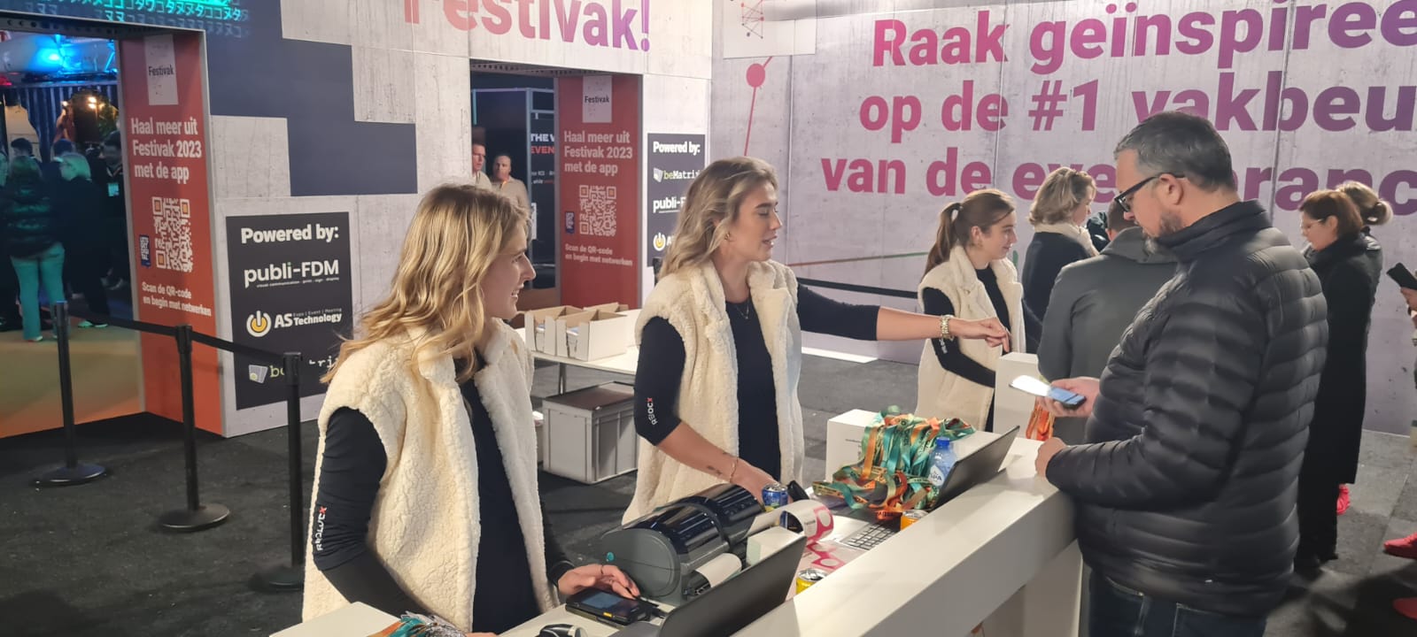 PHOTO 2023 11 27 15 33 04